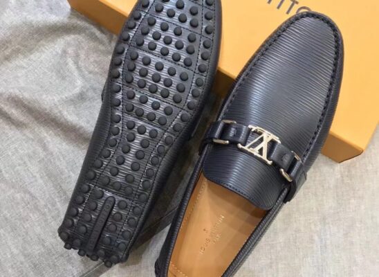 Giày lười Louis Vuitton Hockenheim Moccasin da epi màu đen