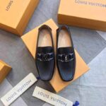 Giày lười Louis Vuitton Hockenheim Moccasin khóa màu trắng