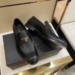 Giày lười Prada siêu cấp da taiga màu đen