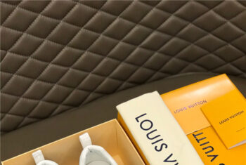 Mẫu giày Louis Vuitton nam buộc dây được thiết kế tinh xảo, thời trang
