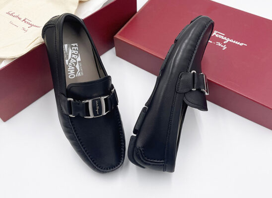 Giày lười Salvatore Ferragamo like au họa tiết khóa logo dọc GSF02