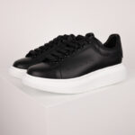 Giày Alexander McQueen Oversized black white đế trắng Like Auth