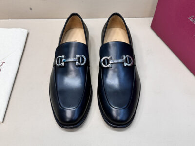 Giày loafer Salvatore Ferragamo khóa ngang da li Like Auth