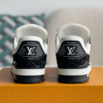 Giày Louis Vuitton Trainer White Black Like Auth